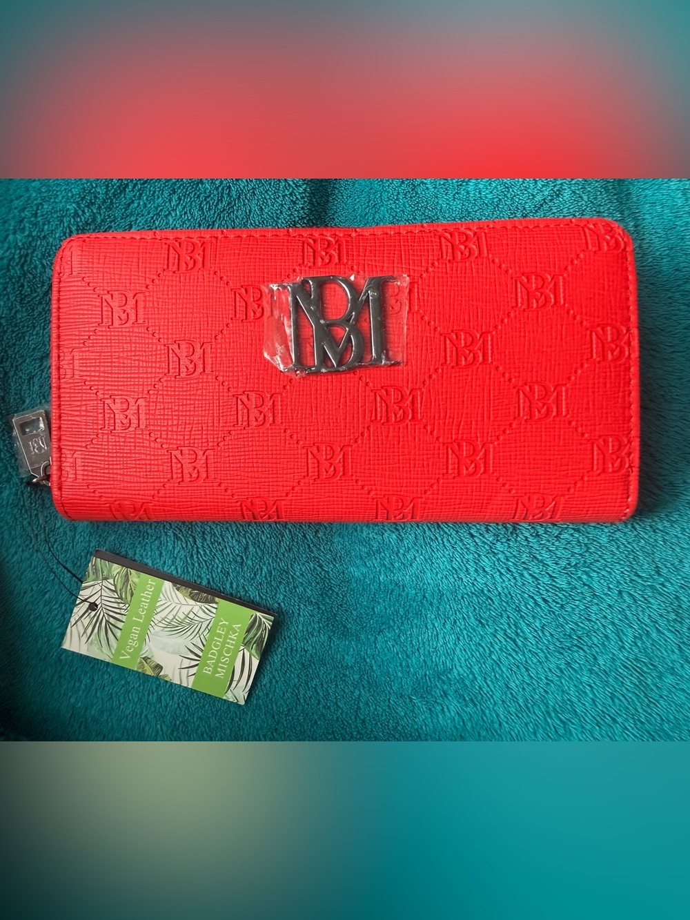 Badgley Mischka Red Embossed Zip around Wallet Stylish NWT